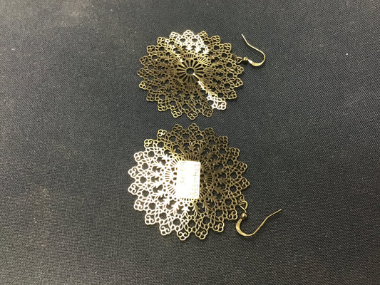 Lavishy earrings, Large pointed mandala, Black