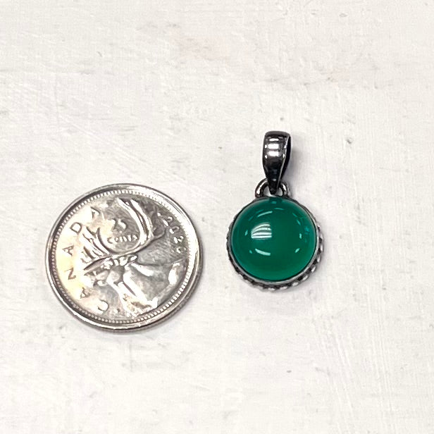 Round Green Onyx Pendant w/ Silver Detailing