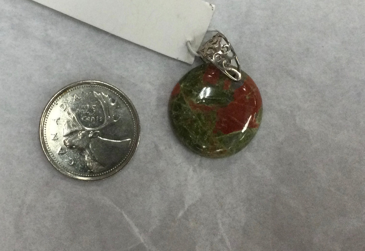 Mylonite/Unakite pendant, Round, Mountaingrove, ON