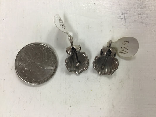 Lily Flower Pewter Pendant