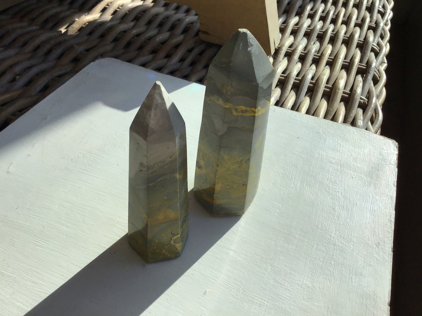 Bumblebee jasper point