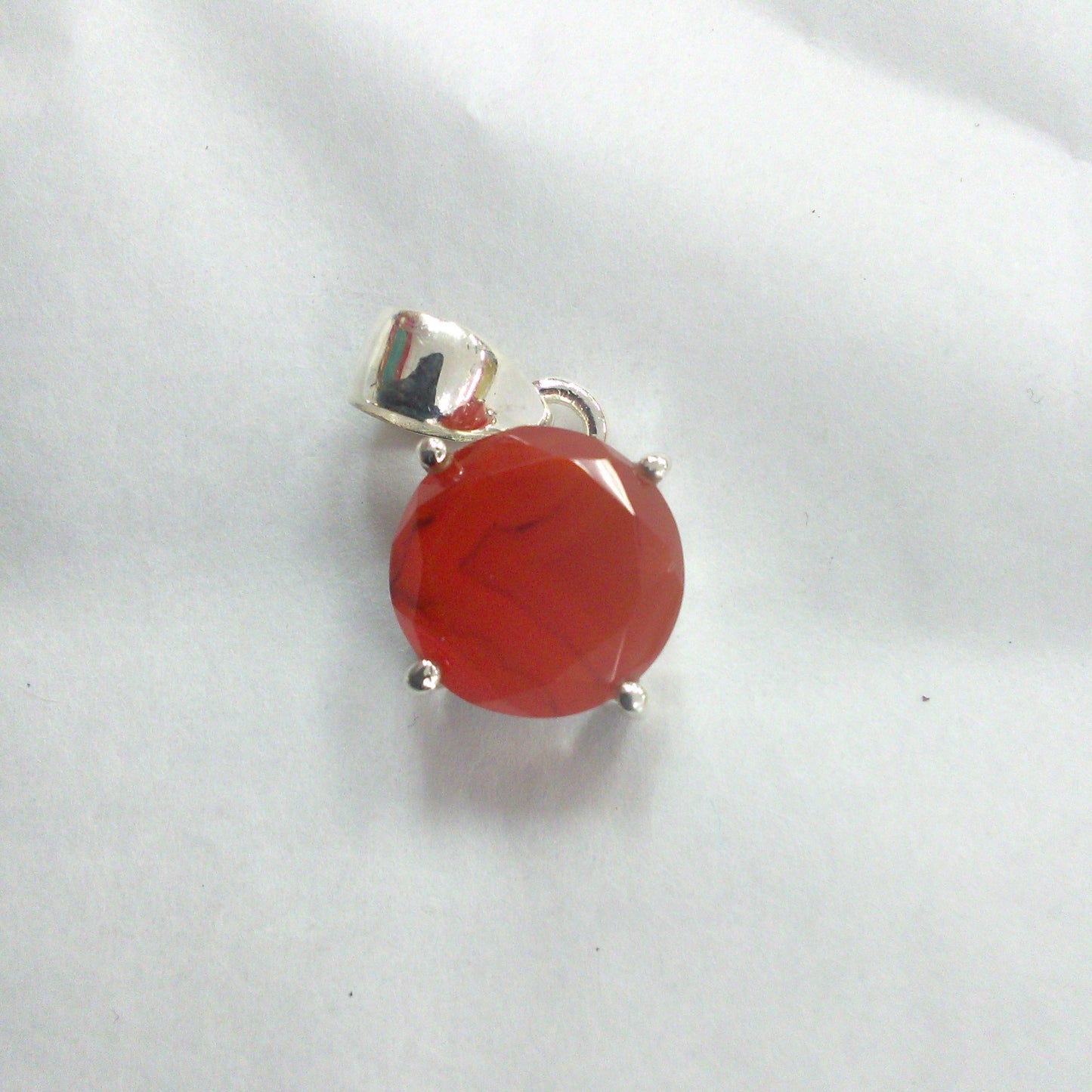 Silver Round Carnelian Pendant