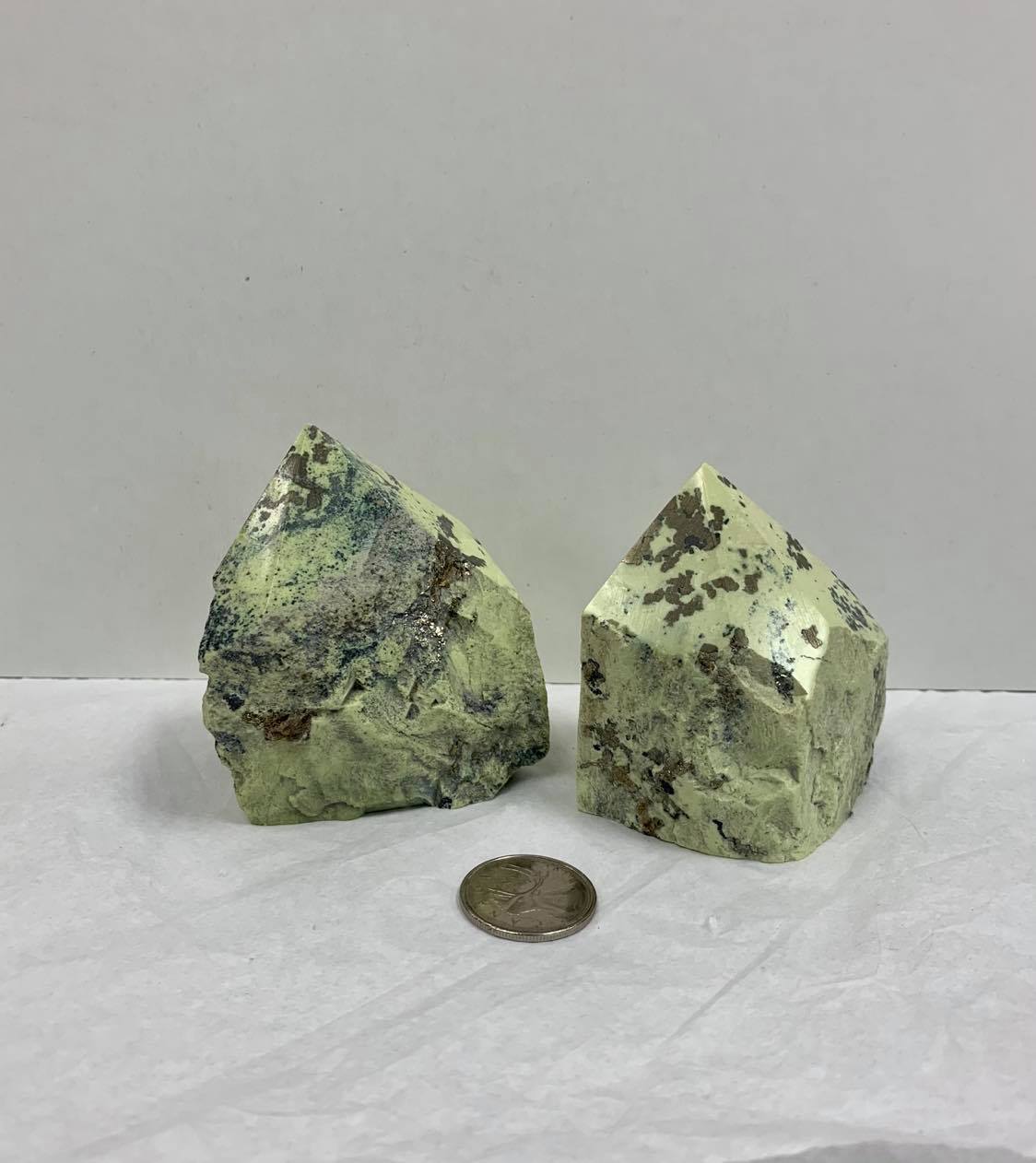 Semi-Polished Serpentine Point