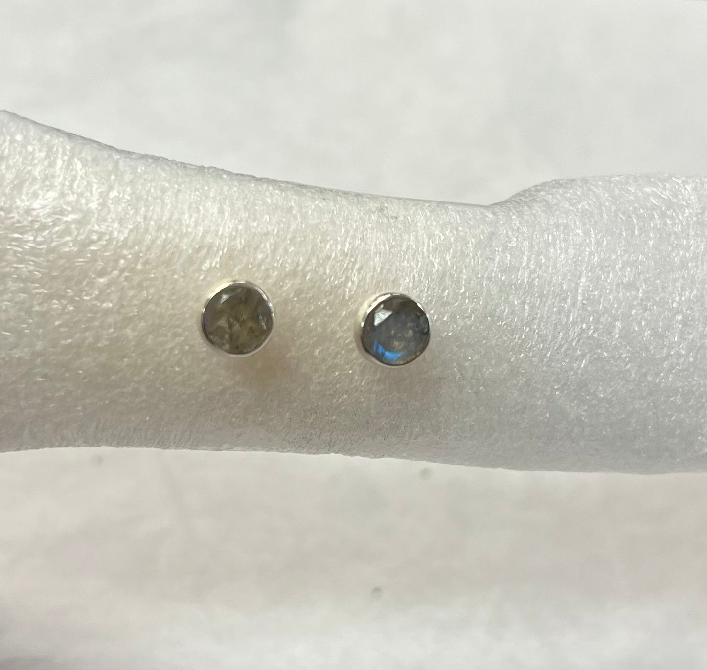 High Quality Faceted Gemstone Studs