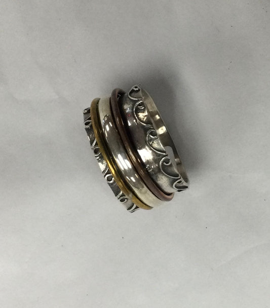 Meditation Ring, Tri-metal, Swirl Borders, Size 9