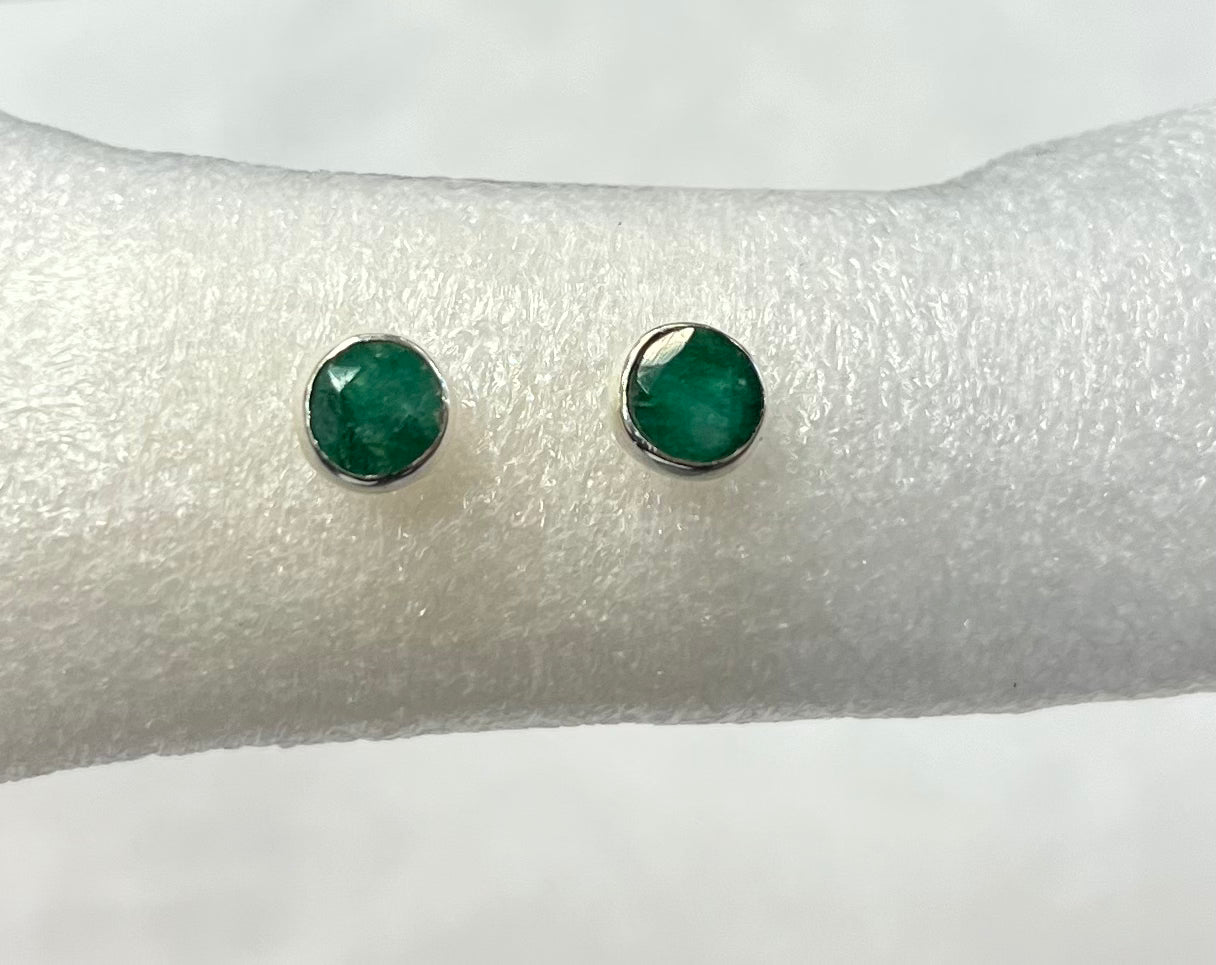 High Quality Faceted Gemstone Studs