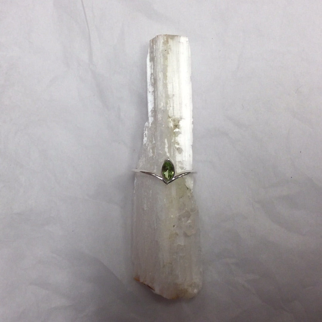 Peridot Vertical Marquise Ring - Size 6