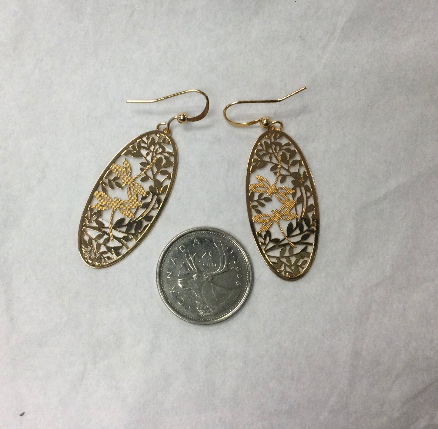 Lavishy earrings, almond shape with dragonflies