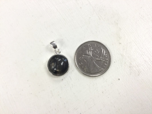 Circle Spectrolite Pendant