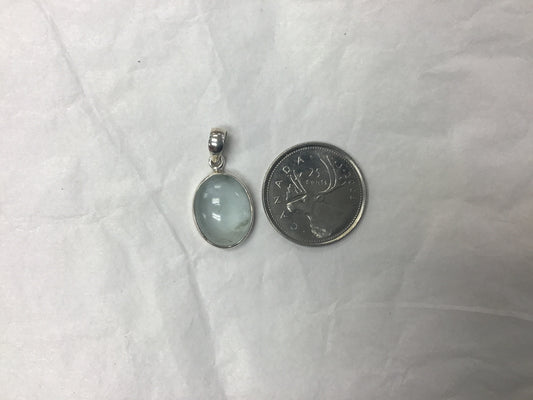 Oval topaz pendant