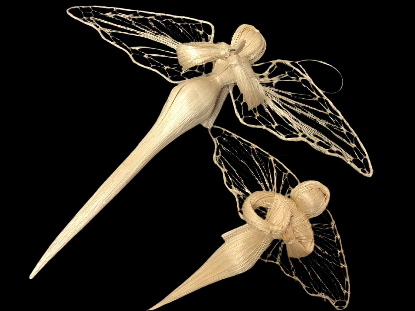 Straw angel ornaments