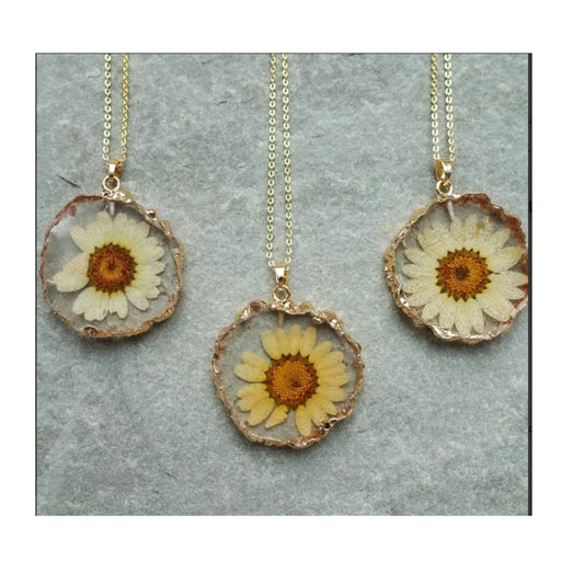 Daisy Pendant