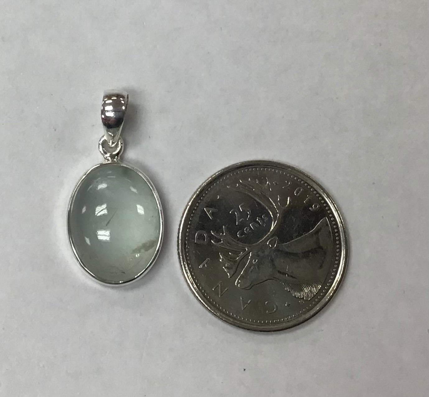 Oval Aquamarine Pendant