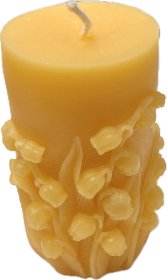 Lily Beeswax Pillar Candle