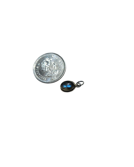 Labradorite Pendant, Tiny Oval