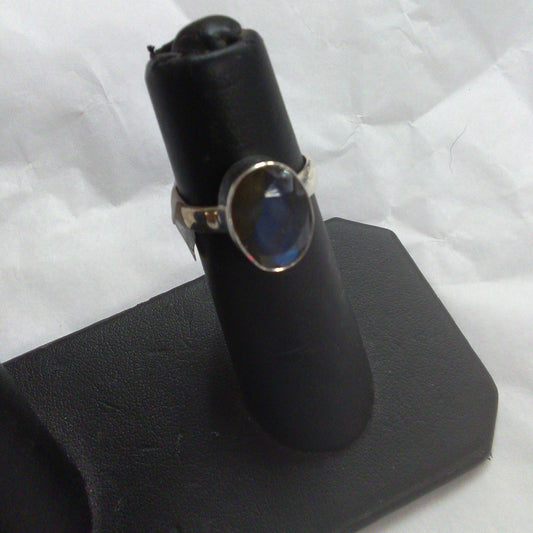 Simple Oval Labradorite Ring (Size 6)