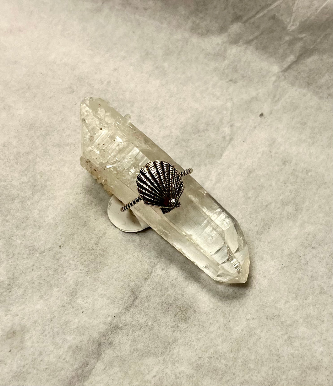 Oxidized Silver Sea Shell Ring