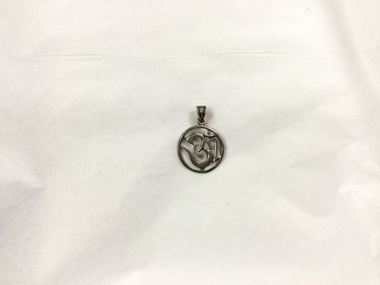 Silver Medium Om Pendant (Circle Around it)