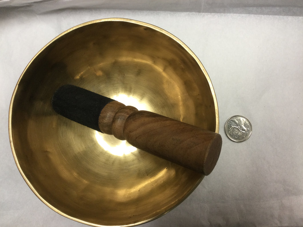 Handcrafted singing bowl  with striker 5.5”