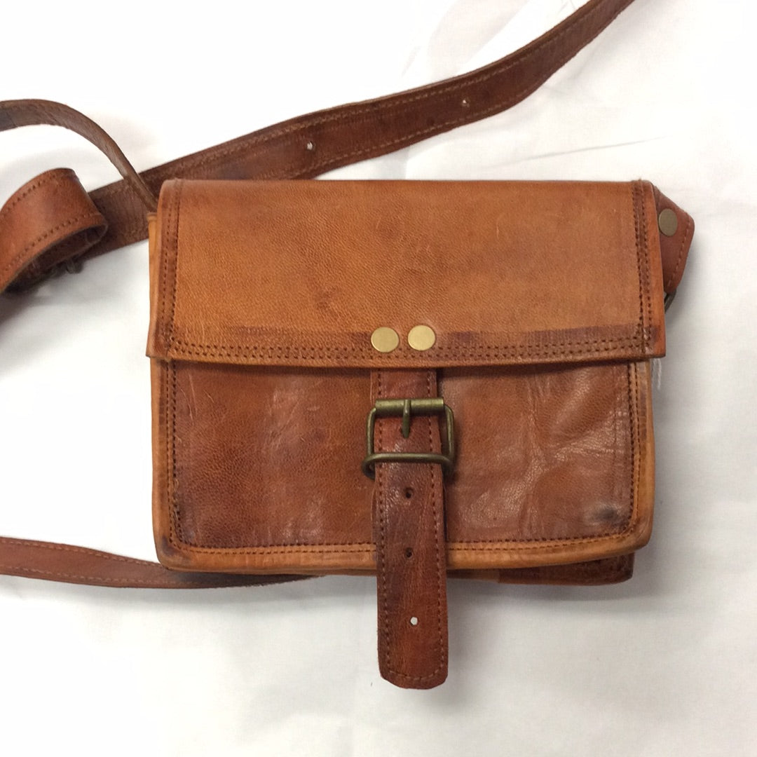 Vintage Leather Bag 5x7