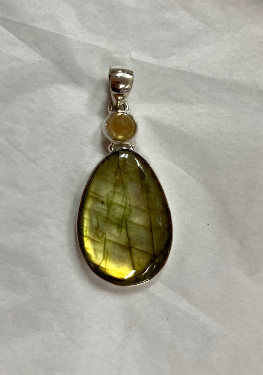 Ovoid Golden Labradorite Pendant with Faceted Gem