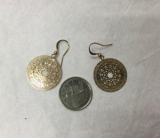 Lavishy earrings, small mandala circles