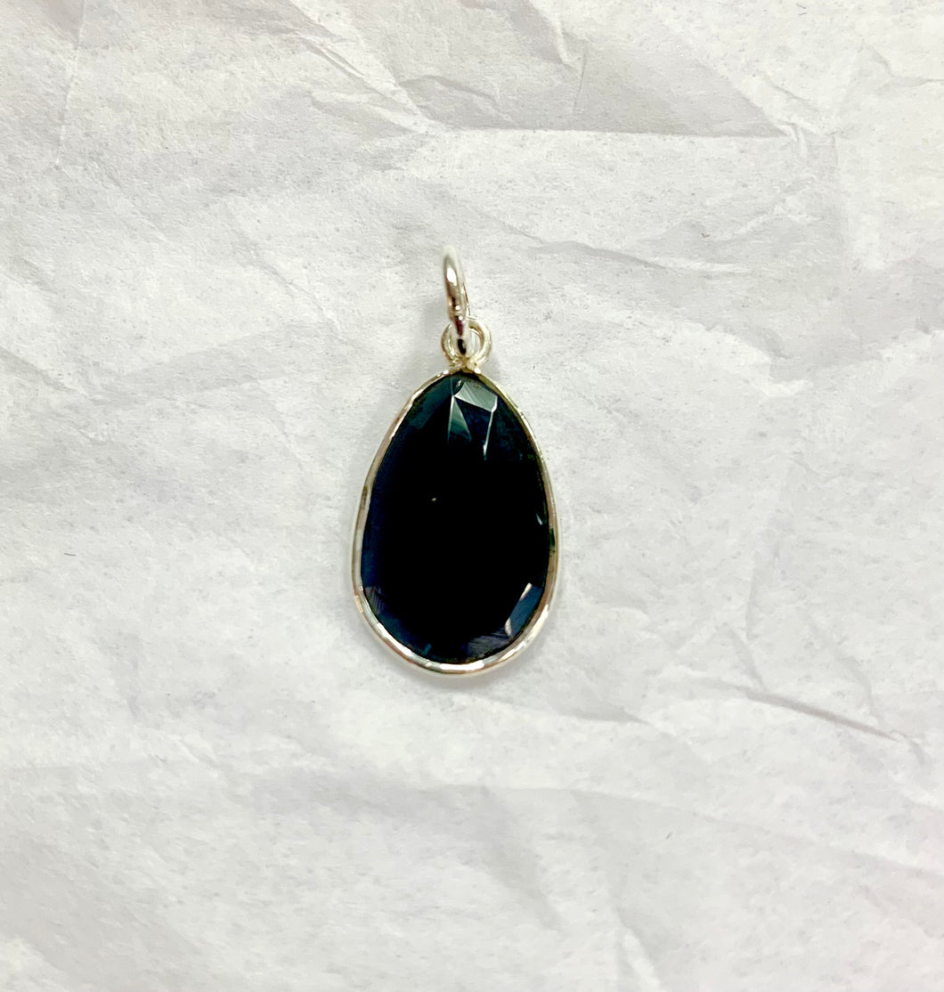 Blue Tourmaline Faceted Pendant in Silver 1.5cm