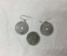 Load image into Gallery viewer, Lavishy earrings, small mandala circles
