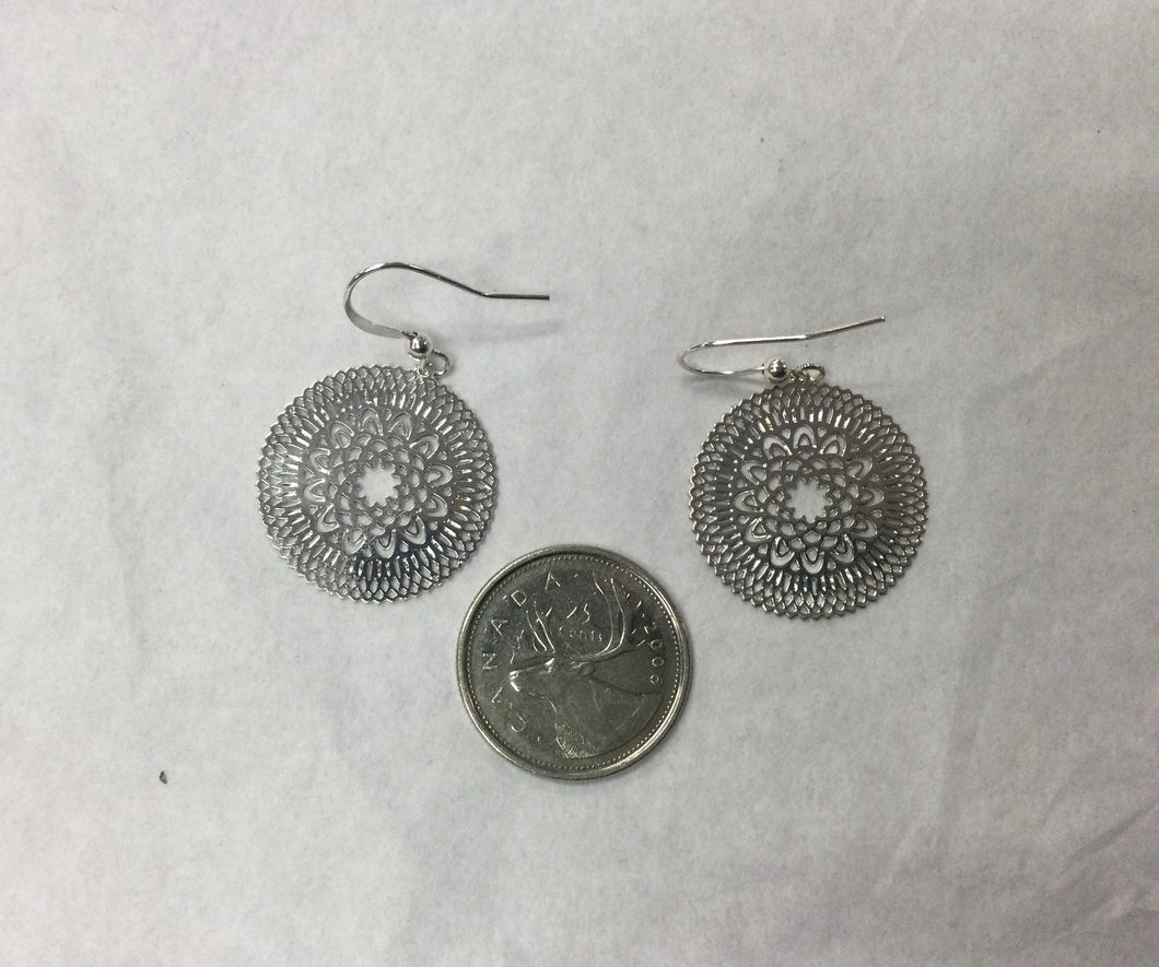 Lavishy earrings, small mandala circles