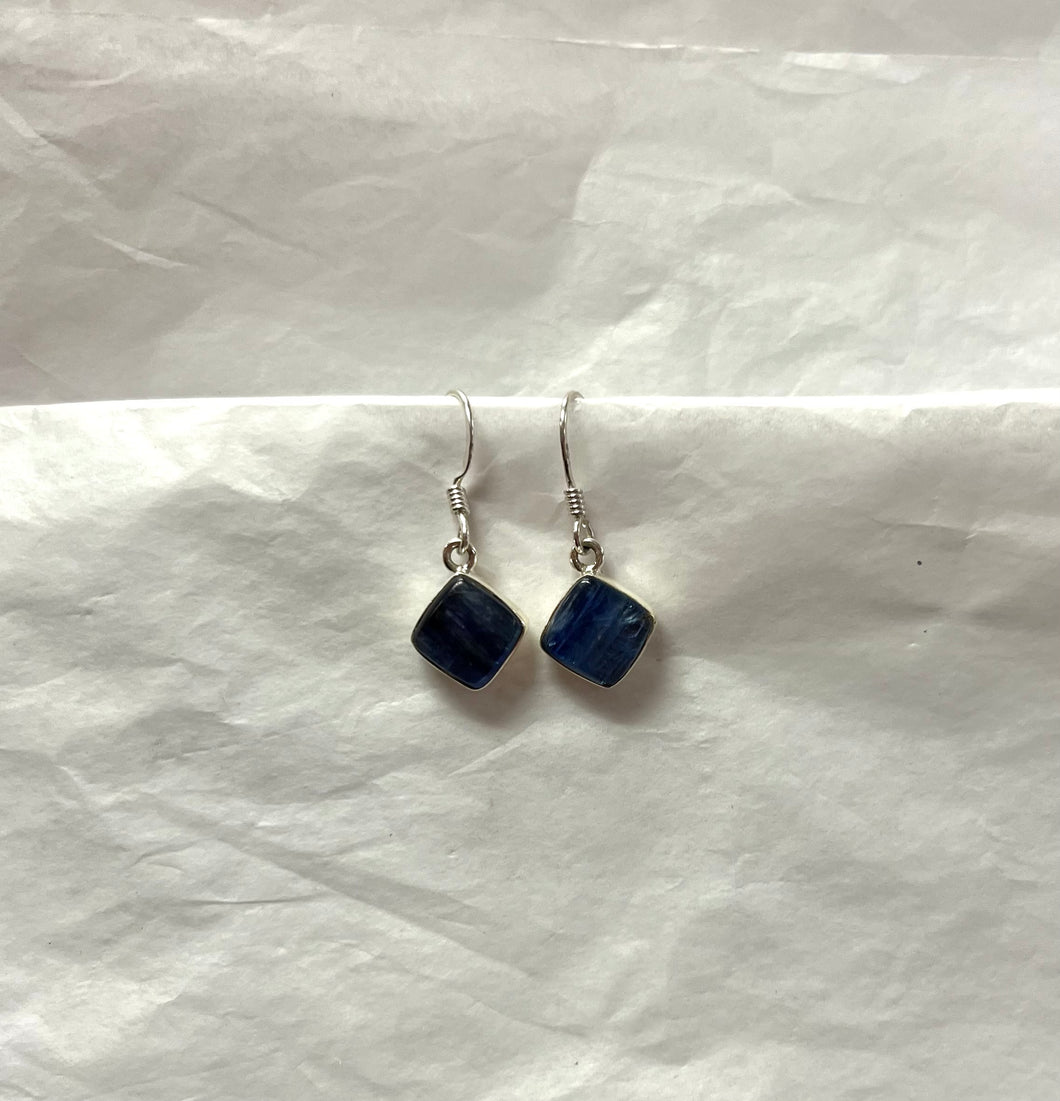 Kyanite earrings, drop square, blue