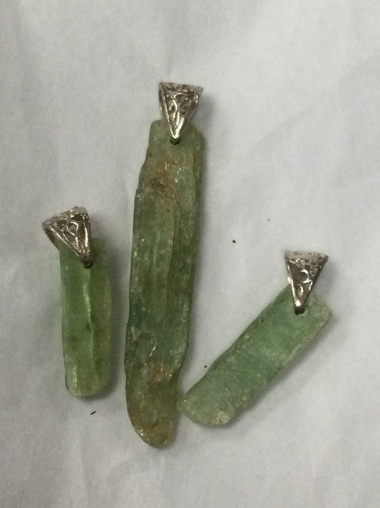 Green Kyanite Pendants, rough