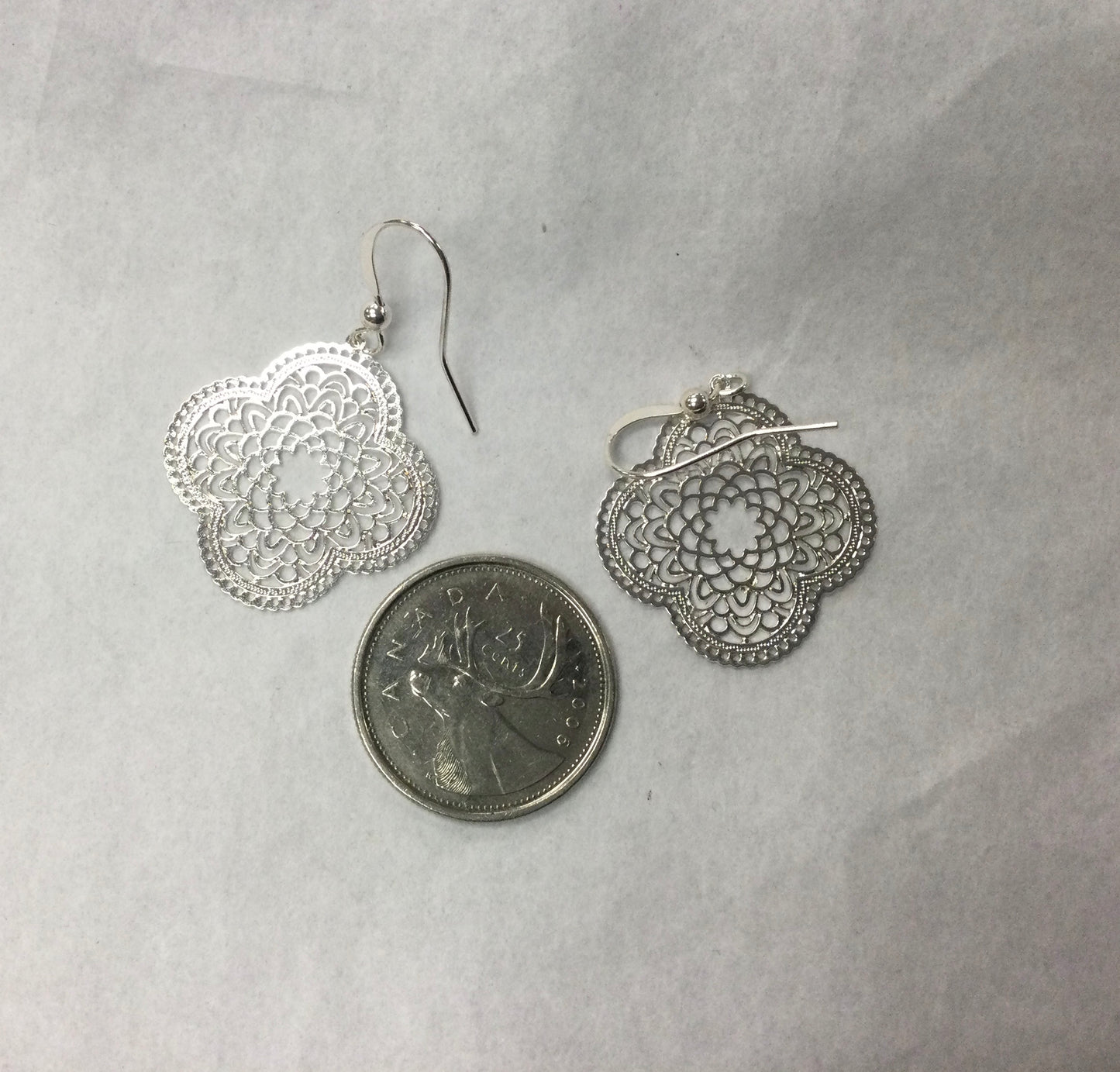 Lavishy earrings, four leaf clover with open flower center
