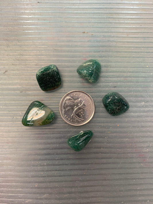 Tumbled Green Quartz (extra small)