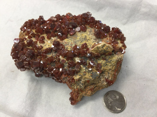 Vanadinite 689g