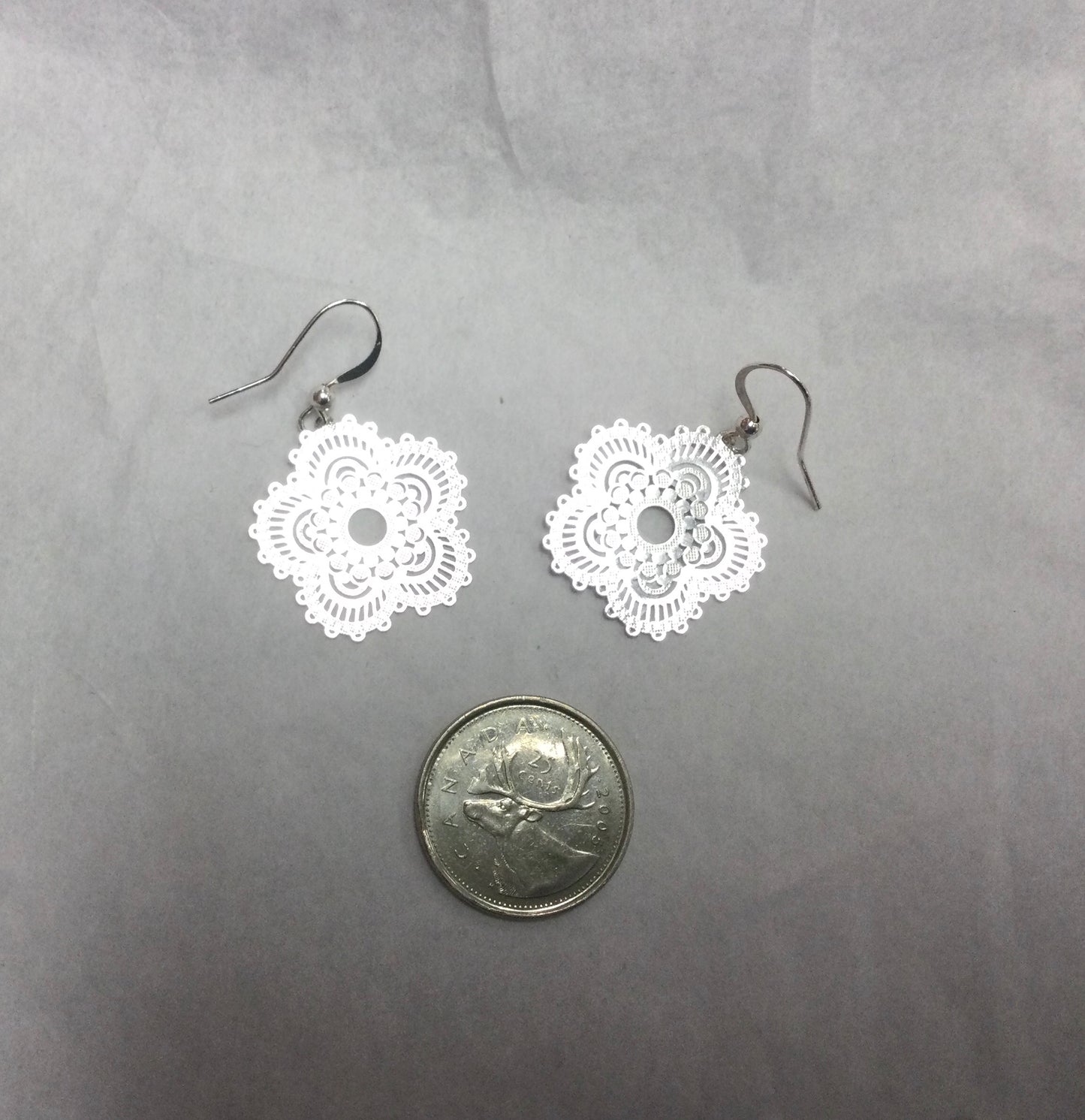 Lavishy earrings, 5 petal flowers