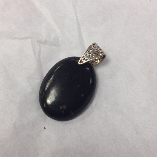 Nuumite Oval pendant