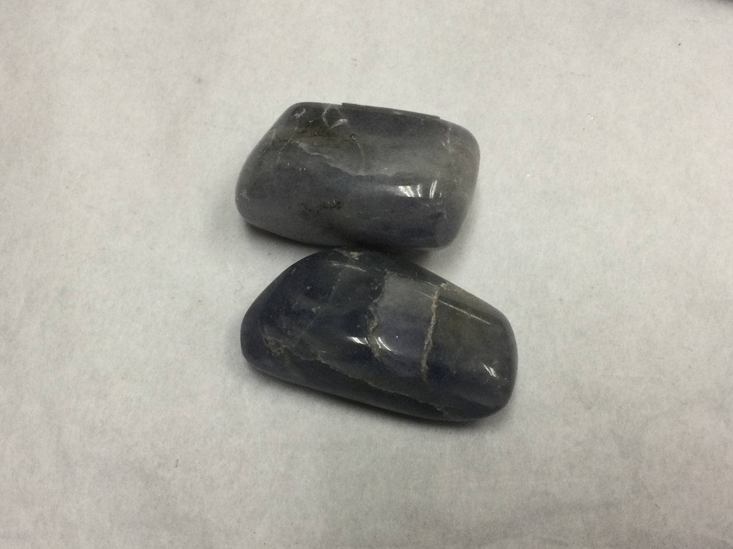 Tumbled Iolite