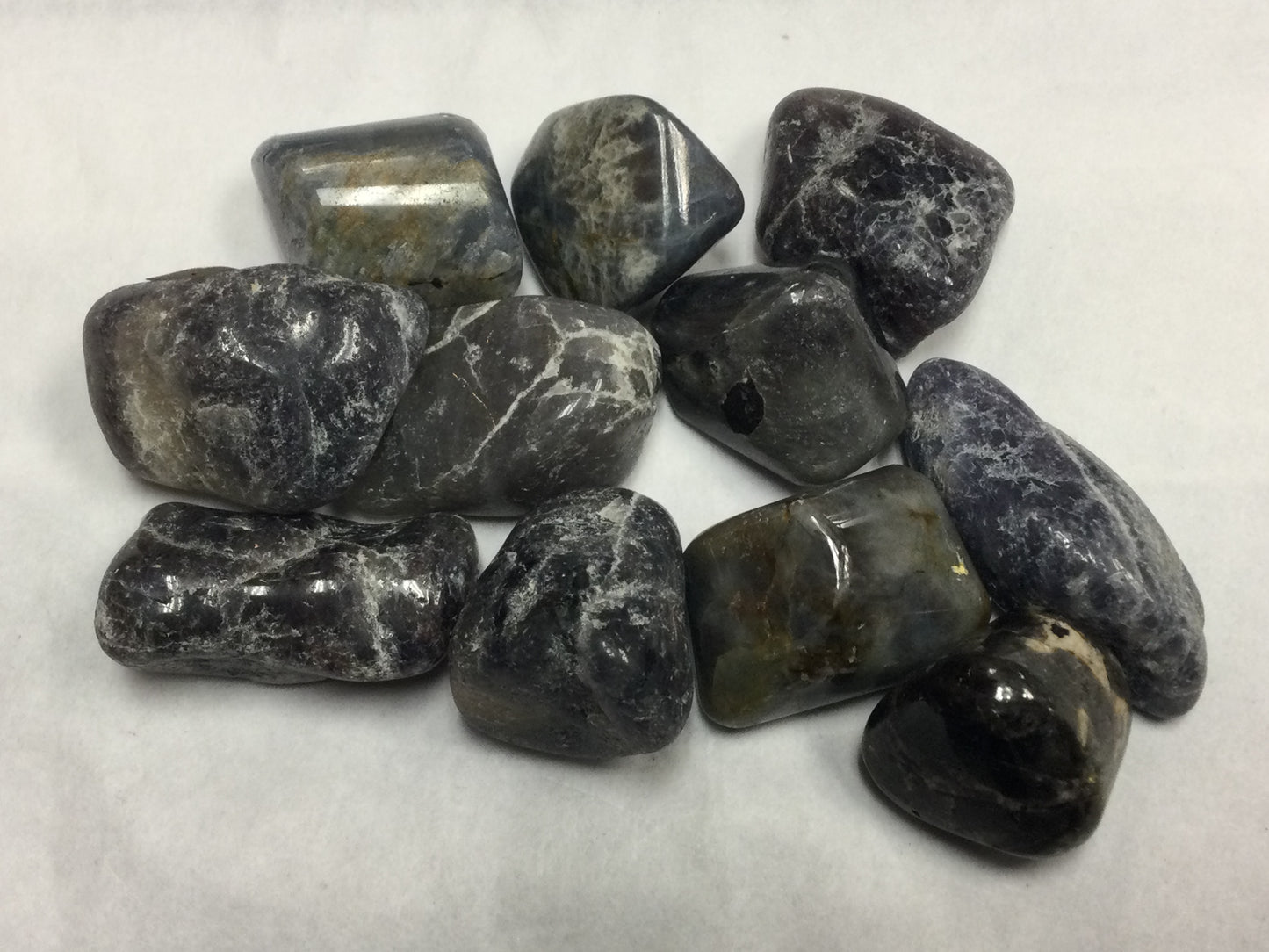 Tumbled Iolite