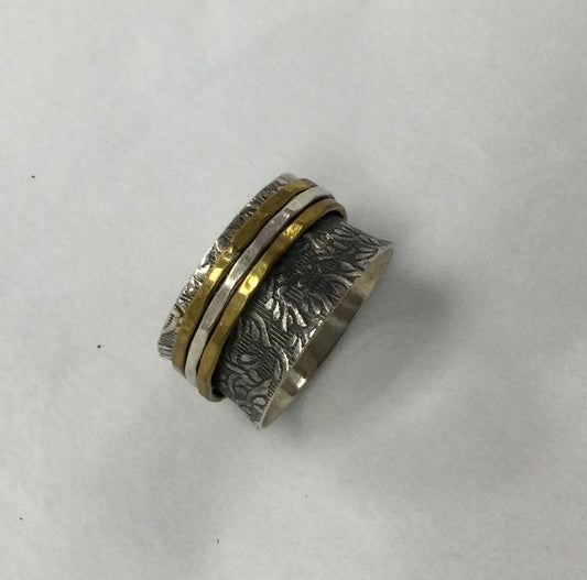 Meditation Ring, Size 8, Silver Patterned Base with 2 Gold/1 Silver Bands