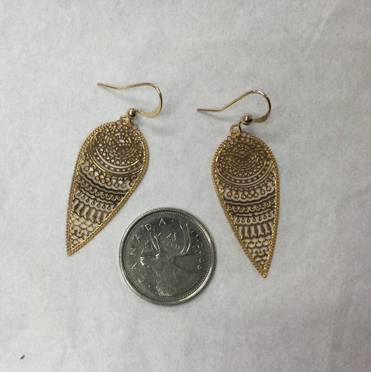 Lavishy earrings, reversed tear drop