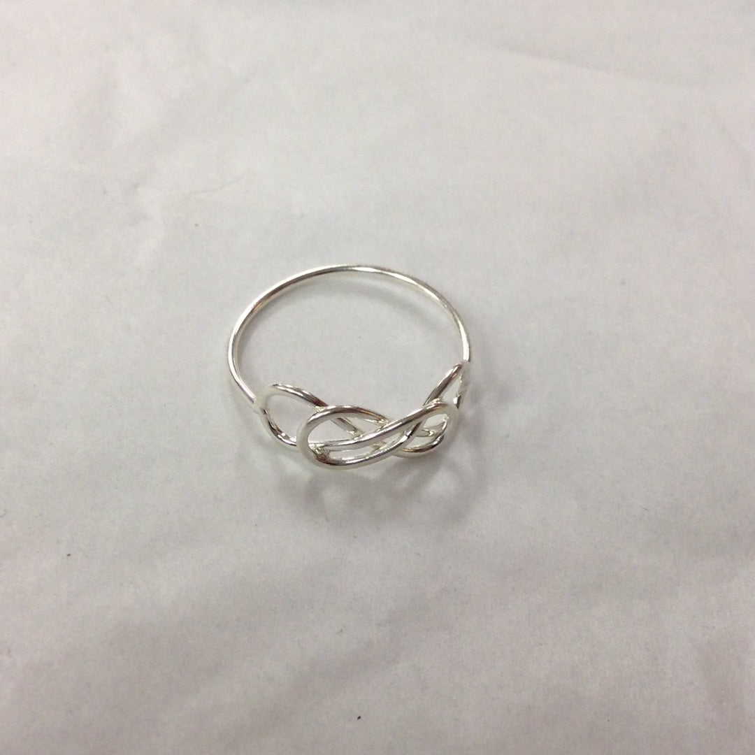 Silver Knot Ring size 8