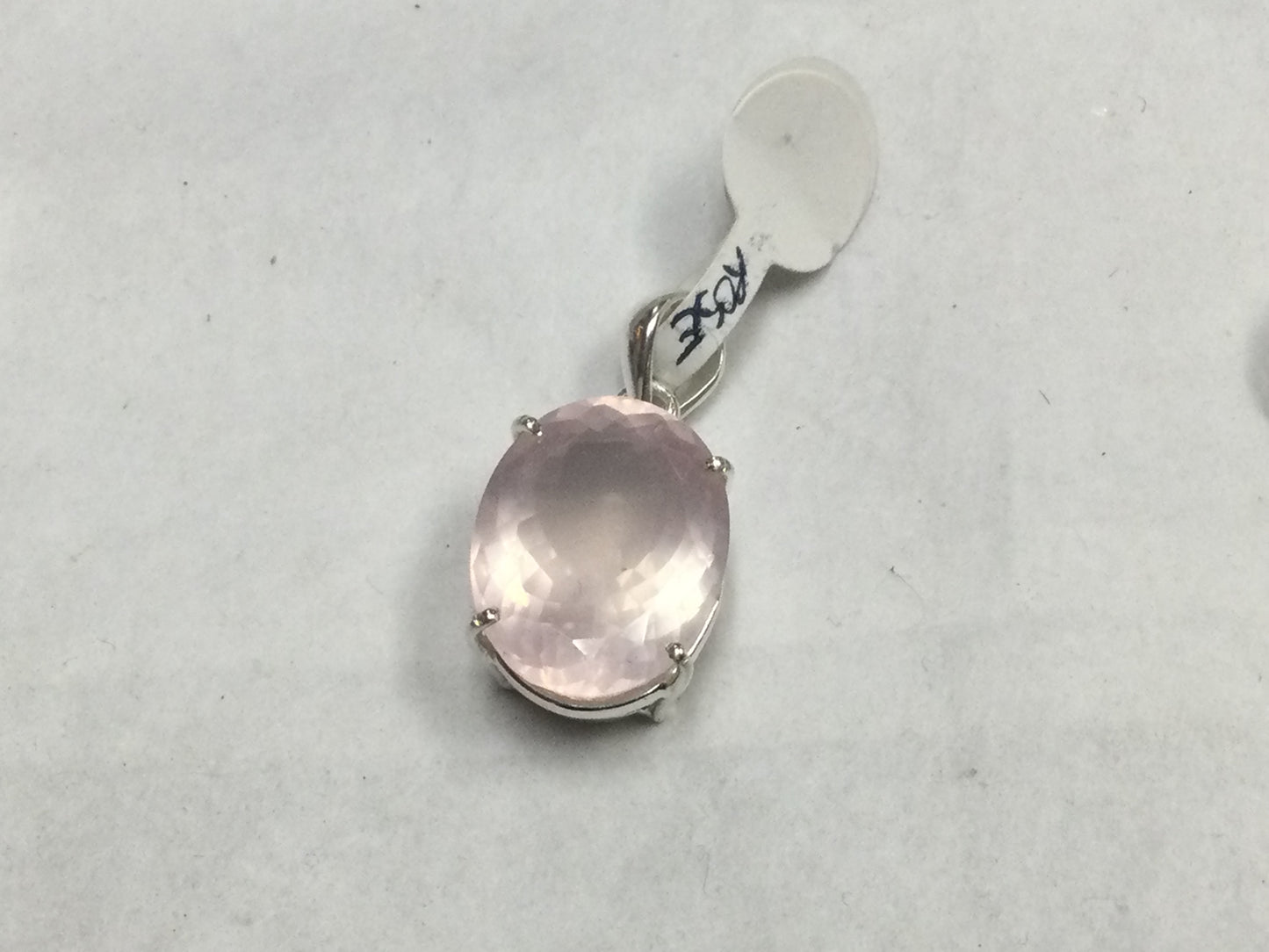 Elegant Oval-Cut Rose Quartz Pendant